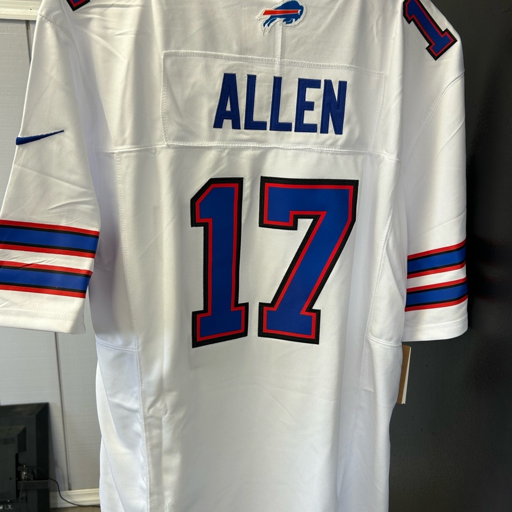 Nike White Buffalo Bills Josh Allen Jersey - Picture 2 of 10